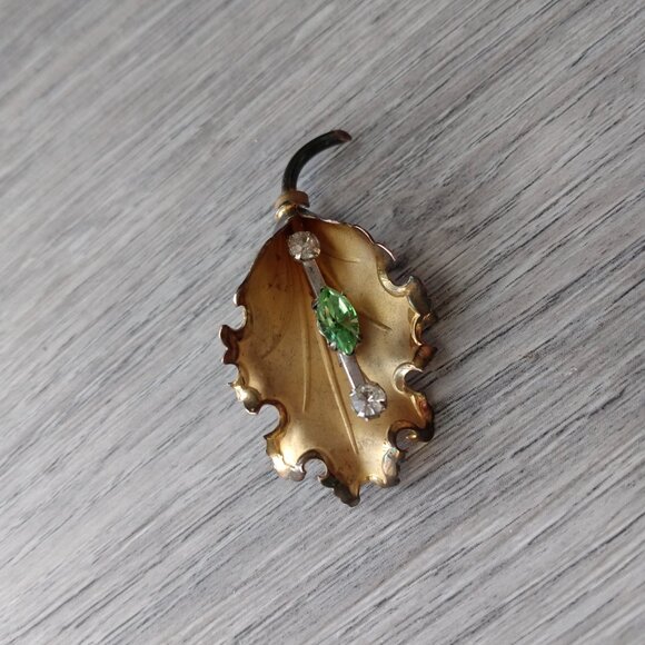 Vintage Bond Boyd Sterling Silver Brooch Leaf with Green & Clear Stones - Picture 3 of 11